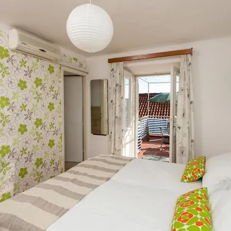 Saul - Studio With Terrace And Sea View * Cavtat